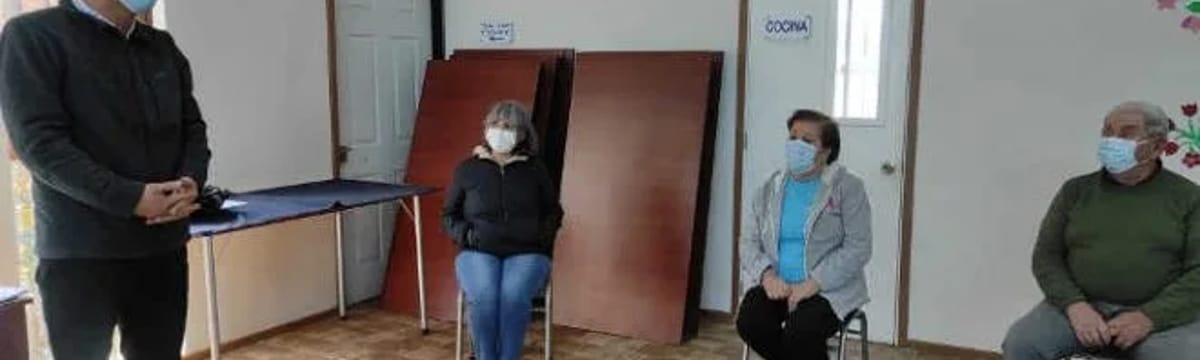 Cuidado de Mayores in Pucón, Región de la Araucanía
