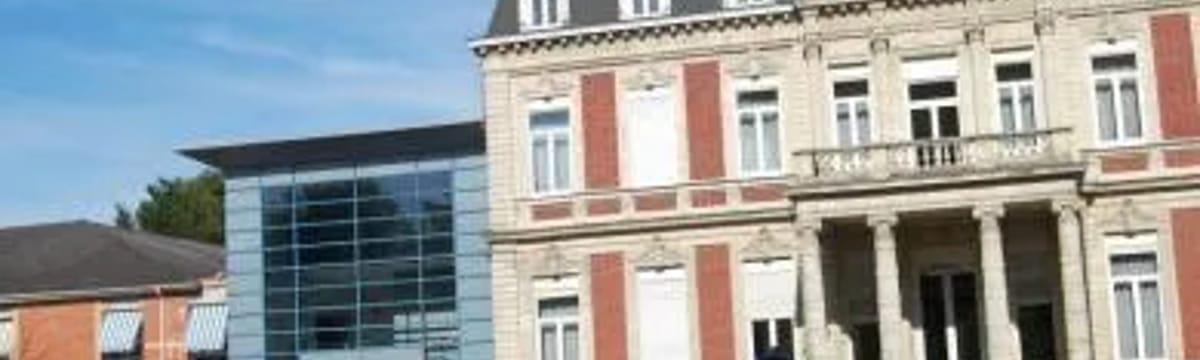 Soins aux Seniors in LILLE, Hauts-de-France