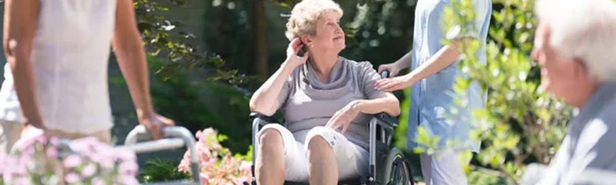 Senior Care in Valley Glen, CA