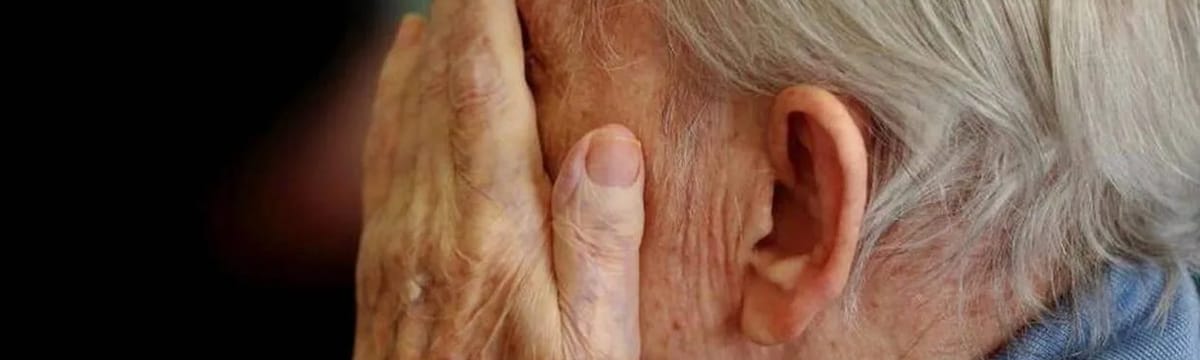 Soins aux Seniors in BOUAYE, Pays de la Loire