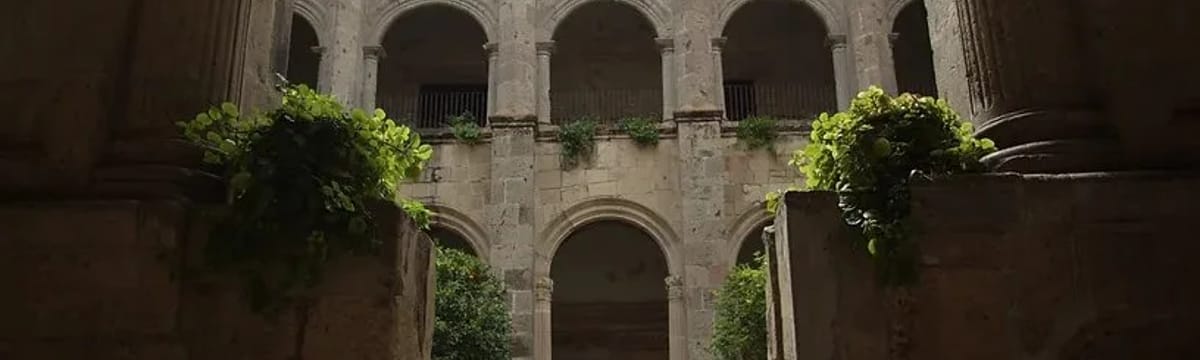 Cuidado de Mayores in Yuriria, Guanajuato