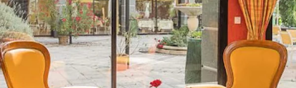 Soins aux Seniors in CHAMBERY, Auvergne-Rhône-Alpes