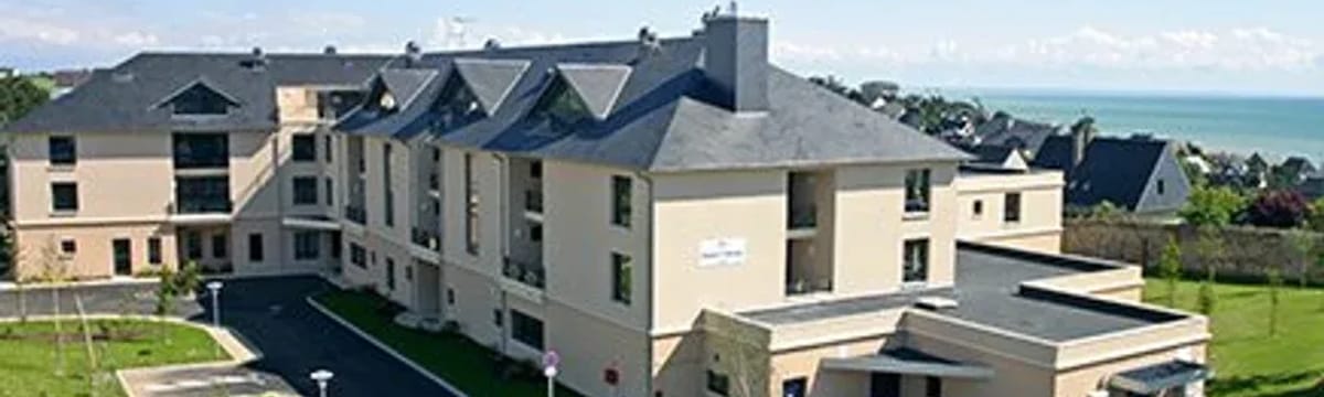 Soins aux Seniors in GRANVILLE, Normandie