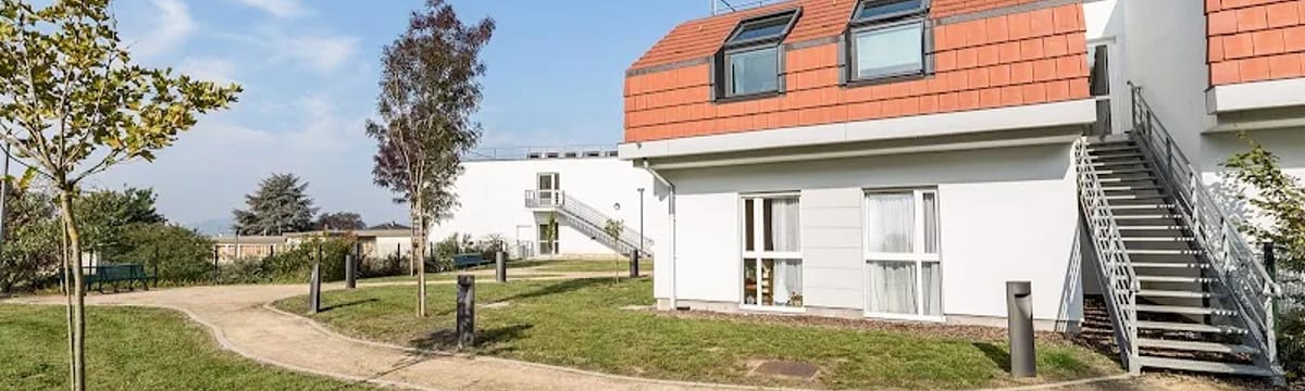 Soins aux Seniors in ST JULIEN LES METZ, Grand Est