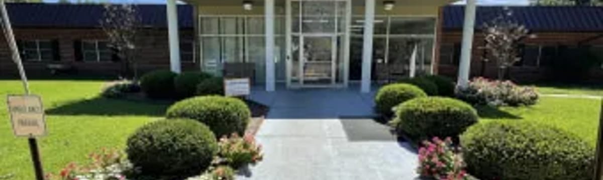 Senior Care in Nashville, AR