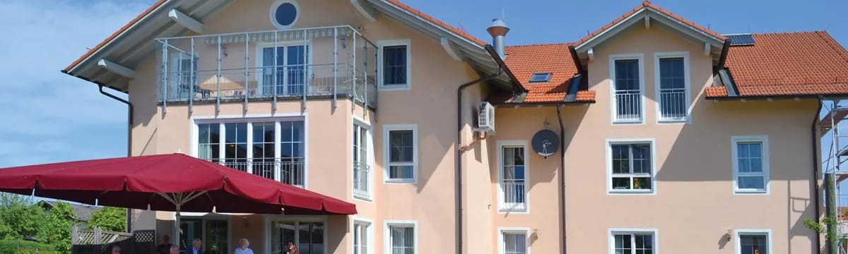 Seniorenpflege in Halfing, Bayern