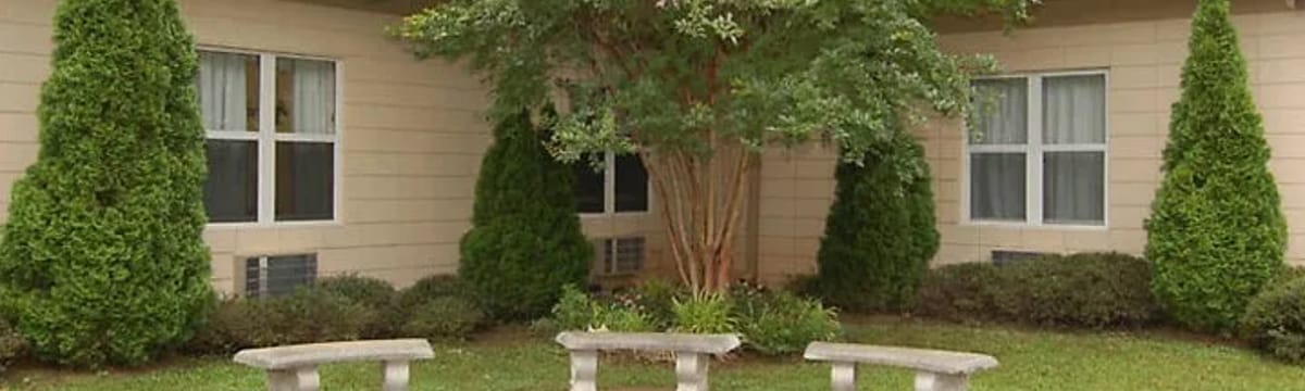 Senior Care in Lanett, AL