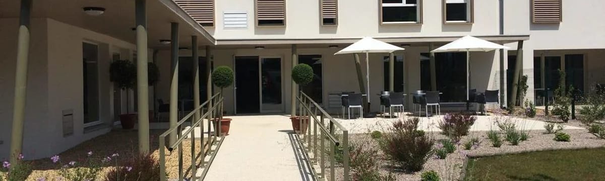 Soins aux Seniors in ARLES SUR TECH, Occitanie