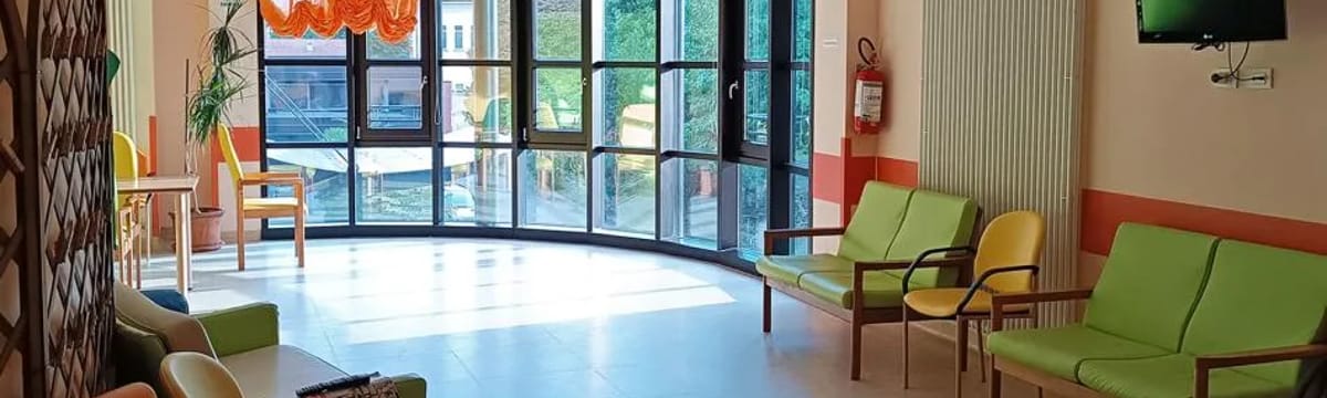Assistenza Anziani in Uggiate Con Ronago, Lombardia
