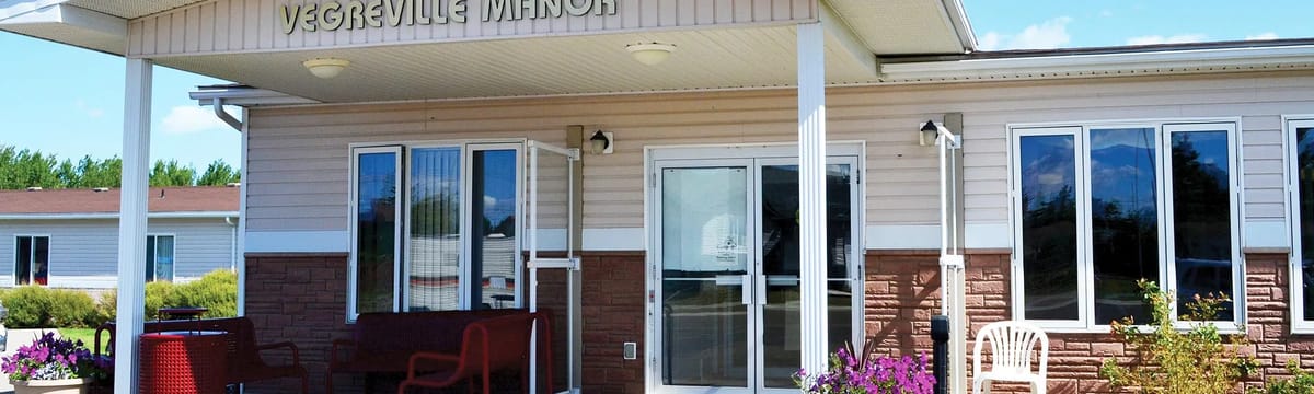 Senior Care in Vegreville, AB
