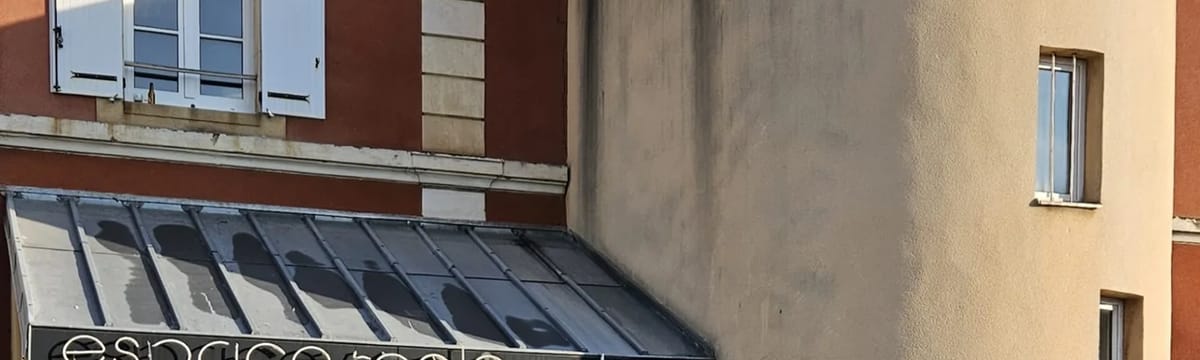 Soins aux Seniors in CHARLIEU, Auvergne-Rhône-Alpes