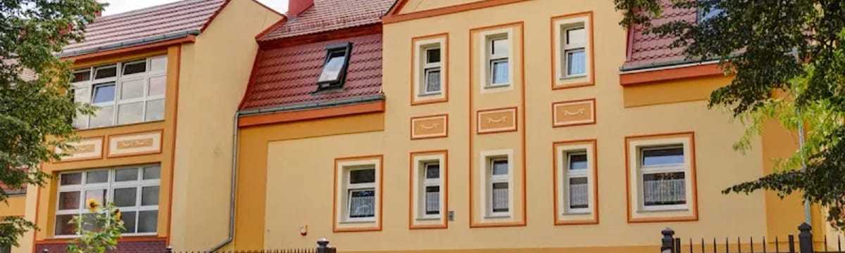 Opieka dla seniorów in Wołów, Wołów