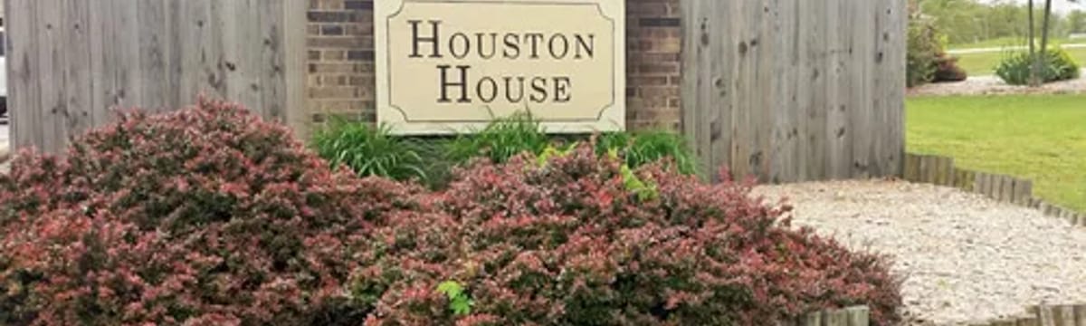Senior Care in Houston, MO