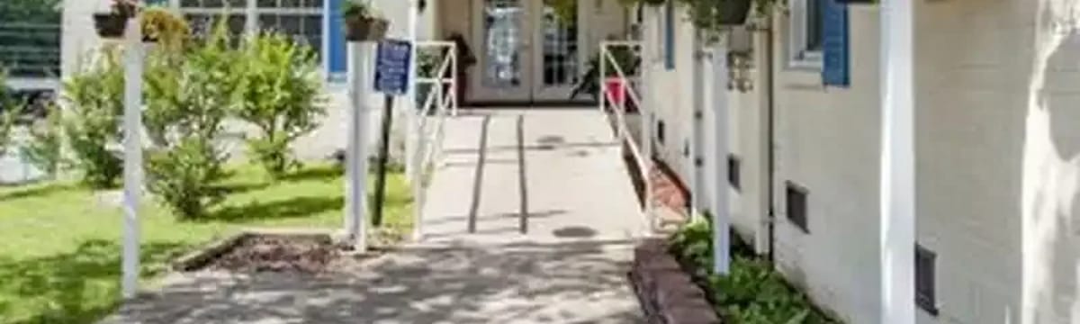 Senior Care in Haleyville, AL