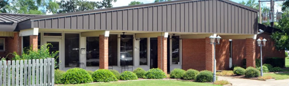 Senior Care in Tuskegee, AL