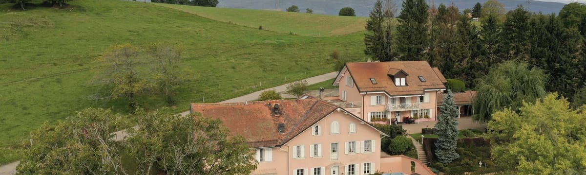 Seniorenpflege in Essertines-Sur-Rolle, Vaud