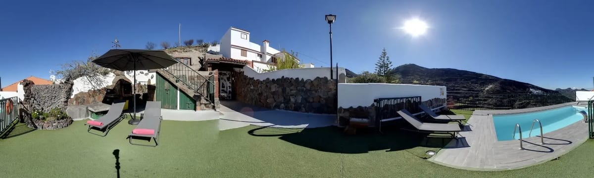 Cuidado de Mayores in Artenara, Canarias