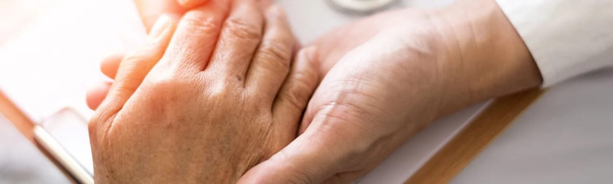 Soins aux Seniors in MACON, Bourgogne-Franche-Comté