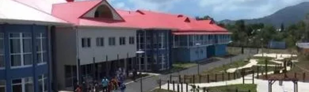 Soins aux Seniors in SCHOELCHER, Martinique