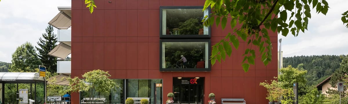 Seniorenpflege in Embrach, Zurich