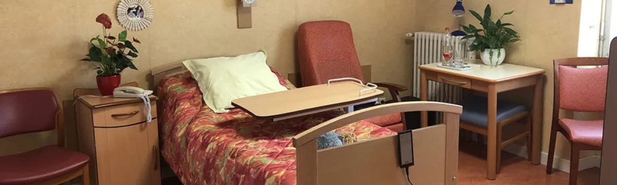 Soins aux Seniors in OLEMPS, Occitanie