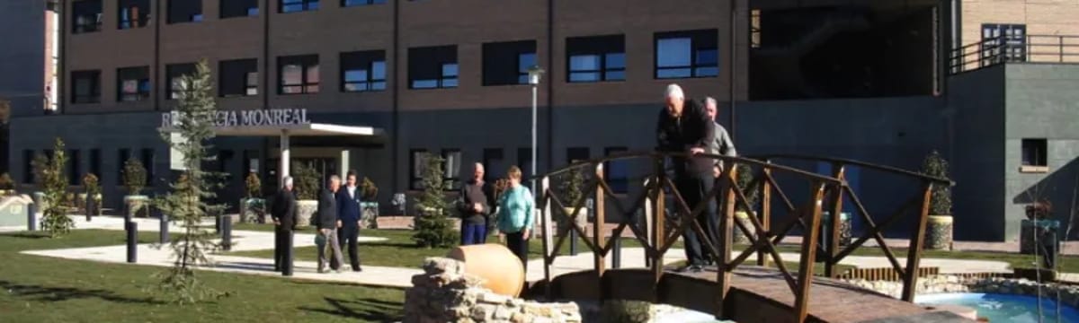 Cuidado de Mayores in Monreal Del Campo, Aragón