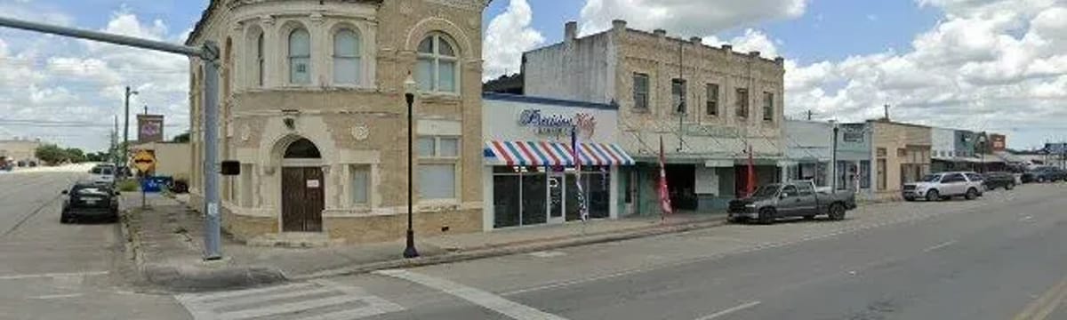 Senior Care in Sinton, TX