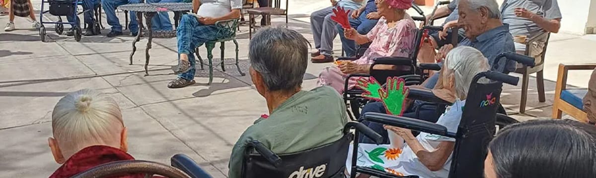 Cuidado de Mayores in Mezquital, Durango