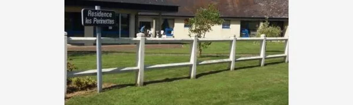Soins aux Seniors in DAMIGNY, Normandie