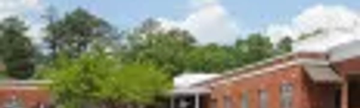 Hospital in De Kalb, MS