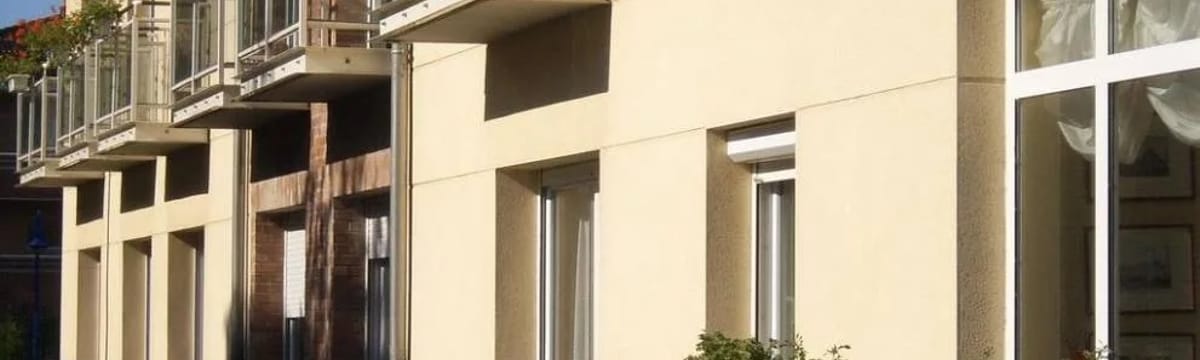 Soins aux Seniors in VALENCIENNES, Hauts-de-France