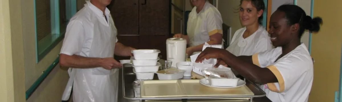 Soins aux Seniors in DOMFRONT EN POIRAIE, Normandie