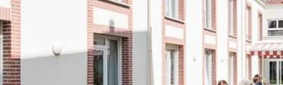 Soins aux Seniors in BUEIL, Normandie