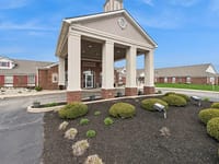 Five Star Residences Of Lafayette