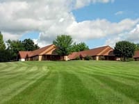 Clinton Crest Manor