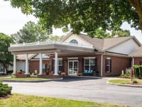 Commonwealth Senior Living At Hampton