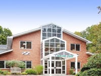 Autumn Lake Healthcare at Oak Manor