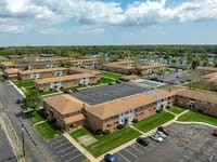 Carol Manor