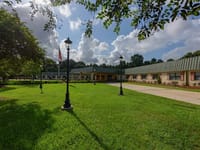 Central Guest House Healthcare & Rehabilitation Ce