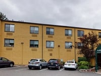 Arbor Ridge Rehabilitation and Healthcare Center