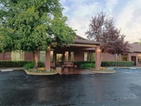 Auburn Oaks Care Center