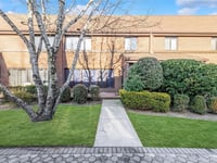 26 Squirrel Hill Road