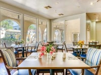 Country Oaks Manor
