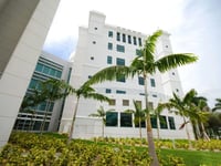 The Collier At Naples