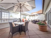 Huntleigh Care Homes Llc