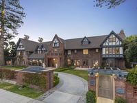 Crown Manor