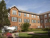 Brighton Gardens Of Brentwood