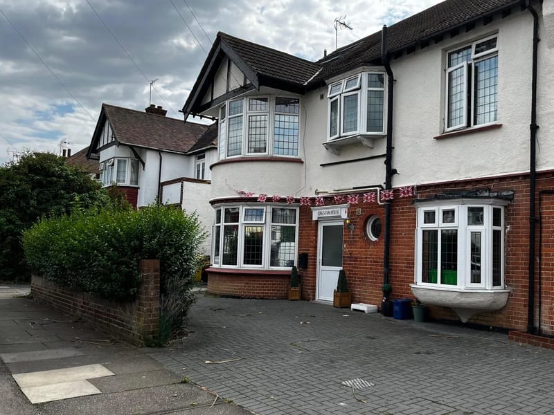 Kingston House - Assisted Living in Leigh On Sea, England photo 3