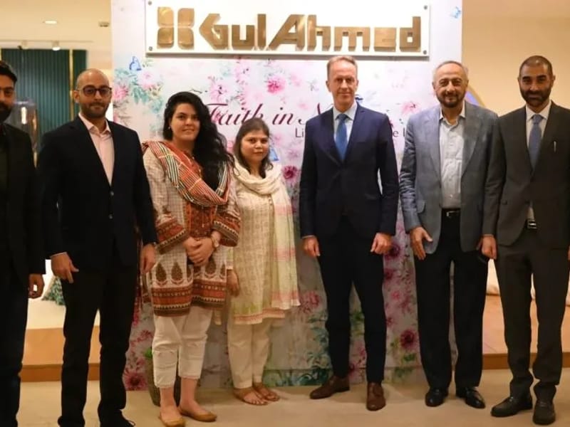 Ahmed & Gul Ltd - In-Home Care in Luton, England photo 2