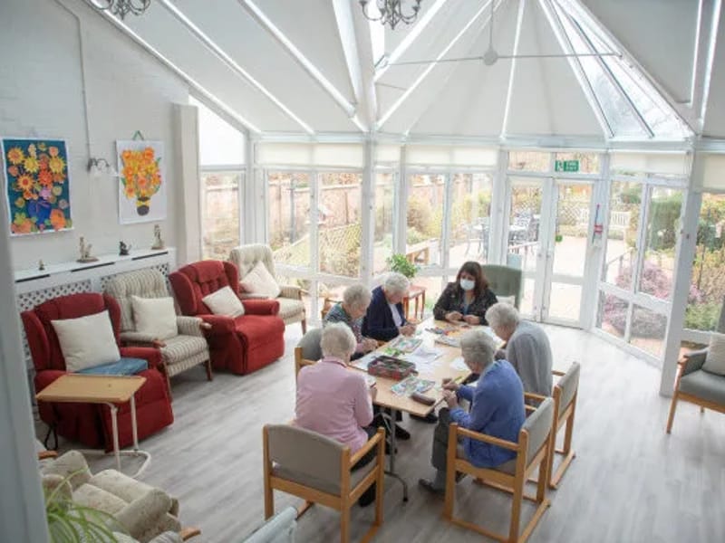 James Hirons Care Home - Assisted Living in Leamington Spa, England photo 2